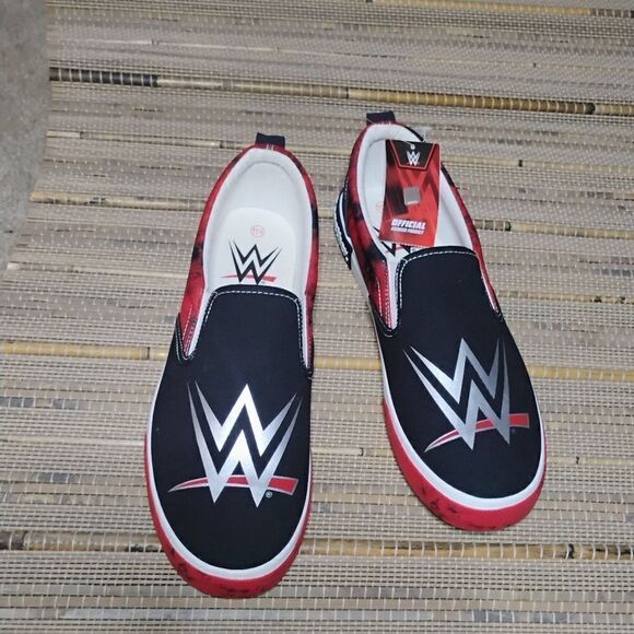 NEW WWE Official Merchandise Canvas Slip-on Casual Sneaker Men's size 11.5 - Picture 7 of 10